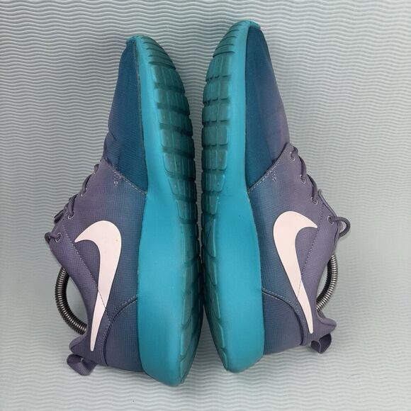 Nike Roshe Run Shoes Sneakers Women’s Size 9 599432-500 Gray Purple Teal - Picture 5 of 9